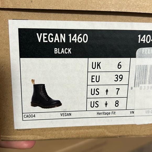 Dr. Martens VEGAN 1460 LACE UP BOOTS unisex - Picture 10 of 12